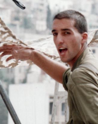 סגן קובי בן שם 